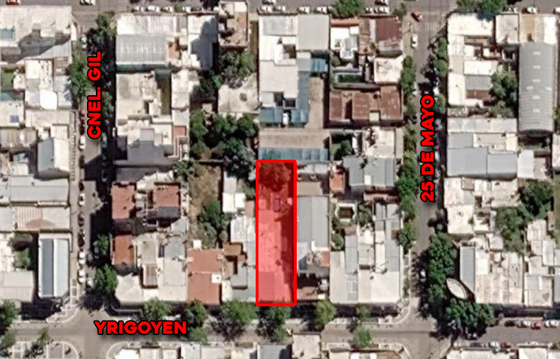 Tres Locales Comerciales en Venta en Yrigoyen Nº 157